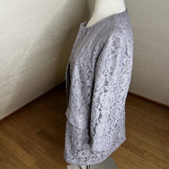 Chicos Topper Jacket Womens Medium 1 Gray Floral Lace Open 3/4 Sleeve Evening - Picture 10 of 11